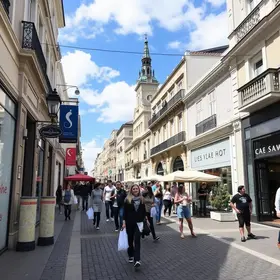 Best Shopping in Liberdade: Top Picks and Visitor Tips