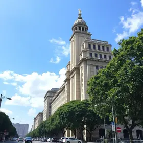 How to Get to Edifício Itália in São Paulo: Best Routes, Costs and Safety Tips