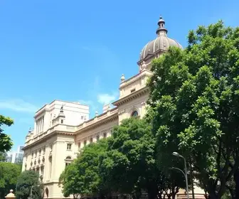 Is Bom Retiro a Good Area to Stay in São Paulo? What Tourists Should Know