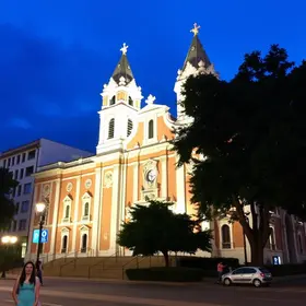 Is Santa Cecília Safe at Night? What Tourists Should Know