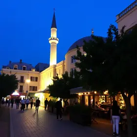 Best Nightlife in Itaim Bibi: Areas, Safety and Local Nightlife Tips