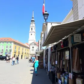 Where to Buy Souvenirs in Liberdade: Practical Visitor Guide